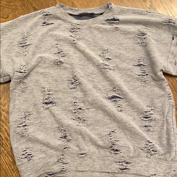 grayish sweater with rips - Picture 1 of 3